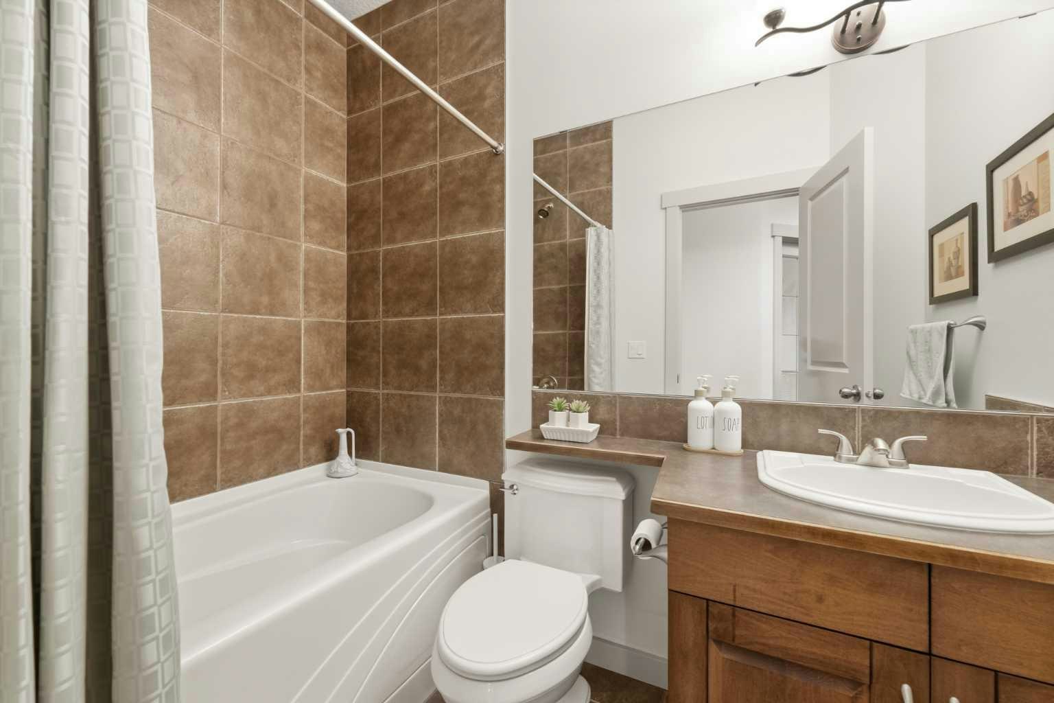 222 Chapala Point SE, Calgary, AB, T2X 3W9 - 16