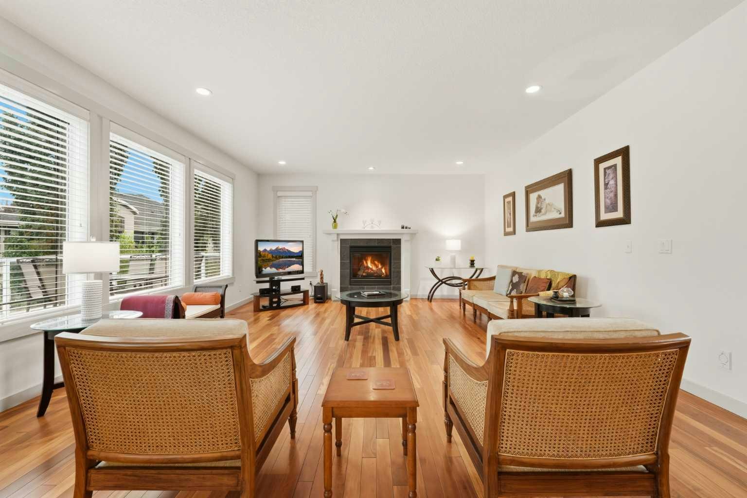 222 Chapala Point SE, Calgary, AB, T2X 3W9 - 9