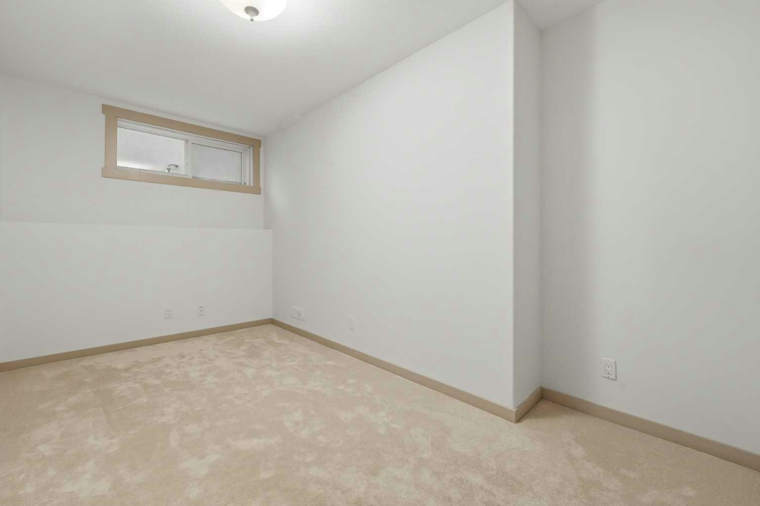 222 Chapala Point SE, Calgary, AB, T2X 3W9 - 31