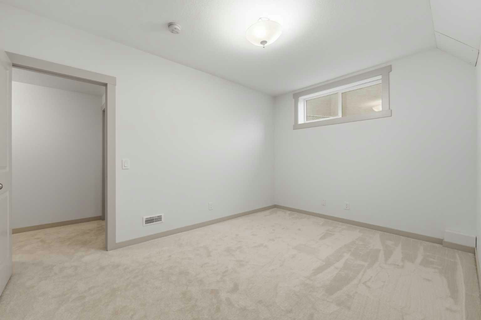 222 Chapala Point SE, Calgary, AB, T2X 3W9 - 29