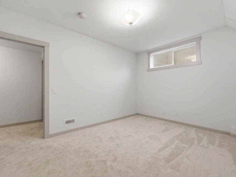 222 Chapala Point SE, Calgary, AB, T2X 3W9 - 29
