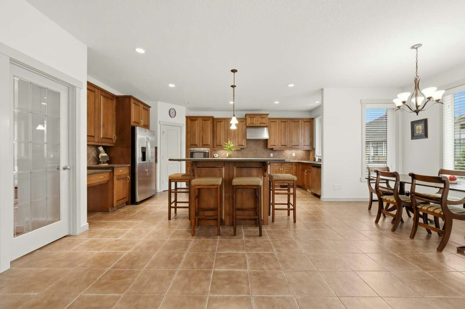 222 Chapala Point SE, Calgary, AB, T2X 3W9 - 13