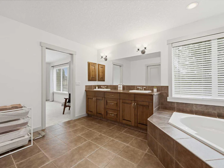222 Chapala Point SE, Calgary, AB, T2X 3W9 - 21