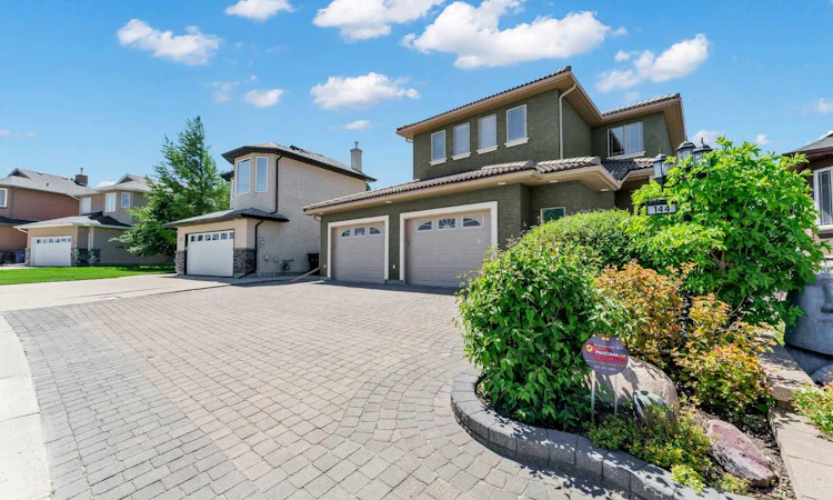 144 Sundance Road SW