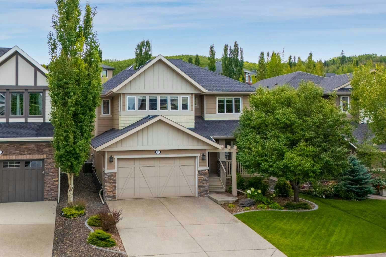 10 Crestridge View SW, Calgary, AB, T3B 5Z6
