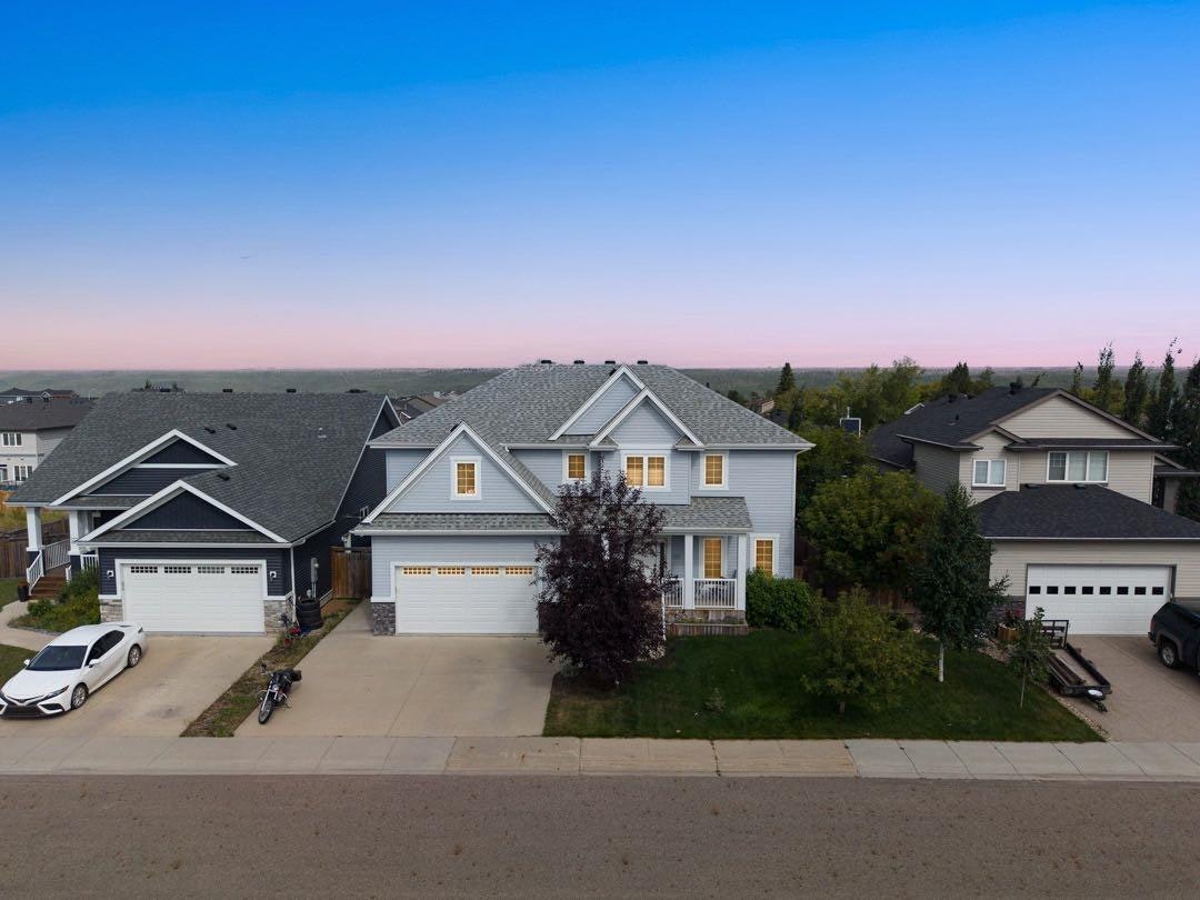 141 Beaverglen Close, Fort Mcmurray, AB, T9H 2V4
