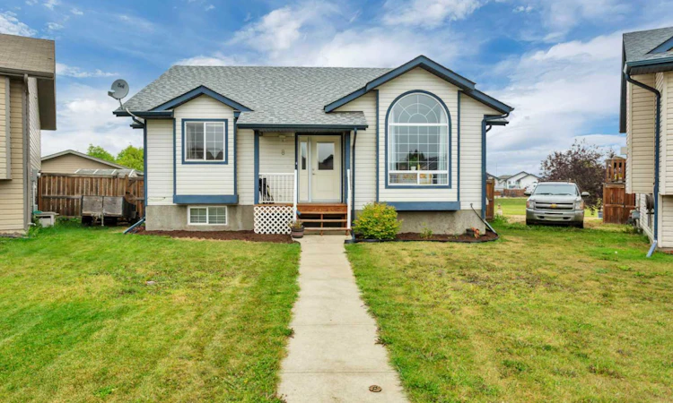8 Hansen Close