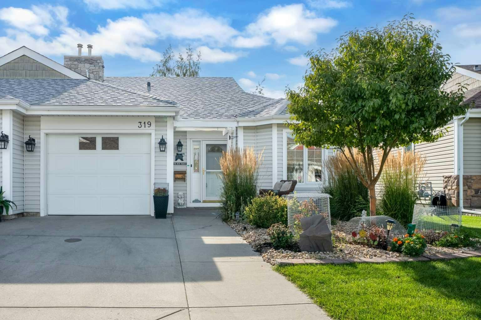 319 De Foras Close NW, High River, AB, T1V 1R2