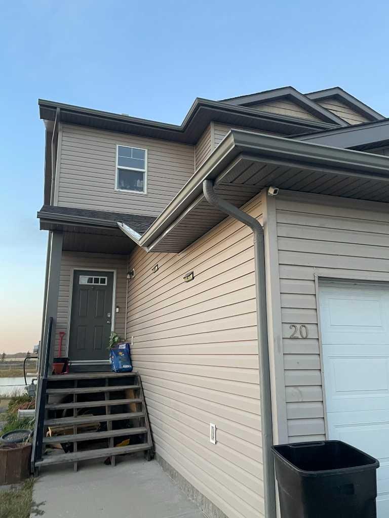 20-6802 50 Avenue, Camrose, AB, T4V 5C7