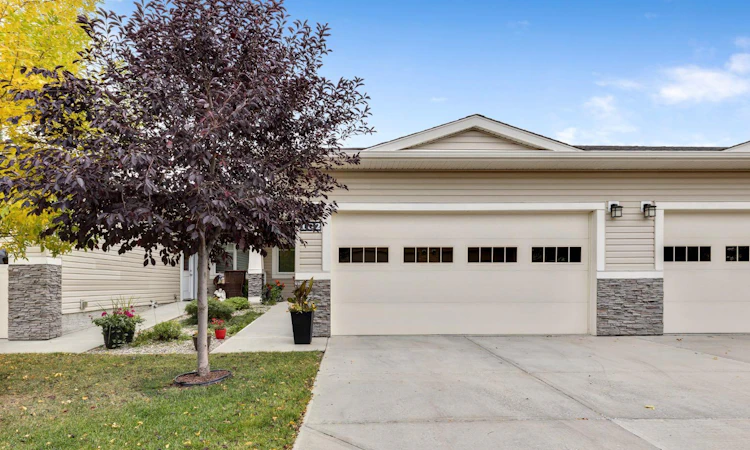 182 Cambridge Glen Drive