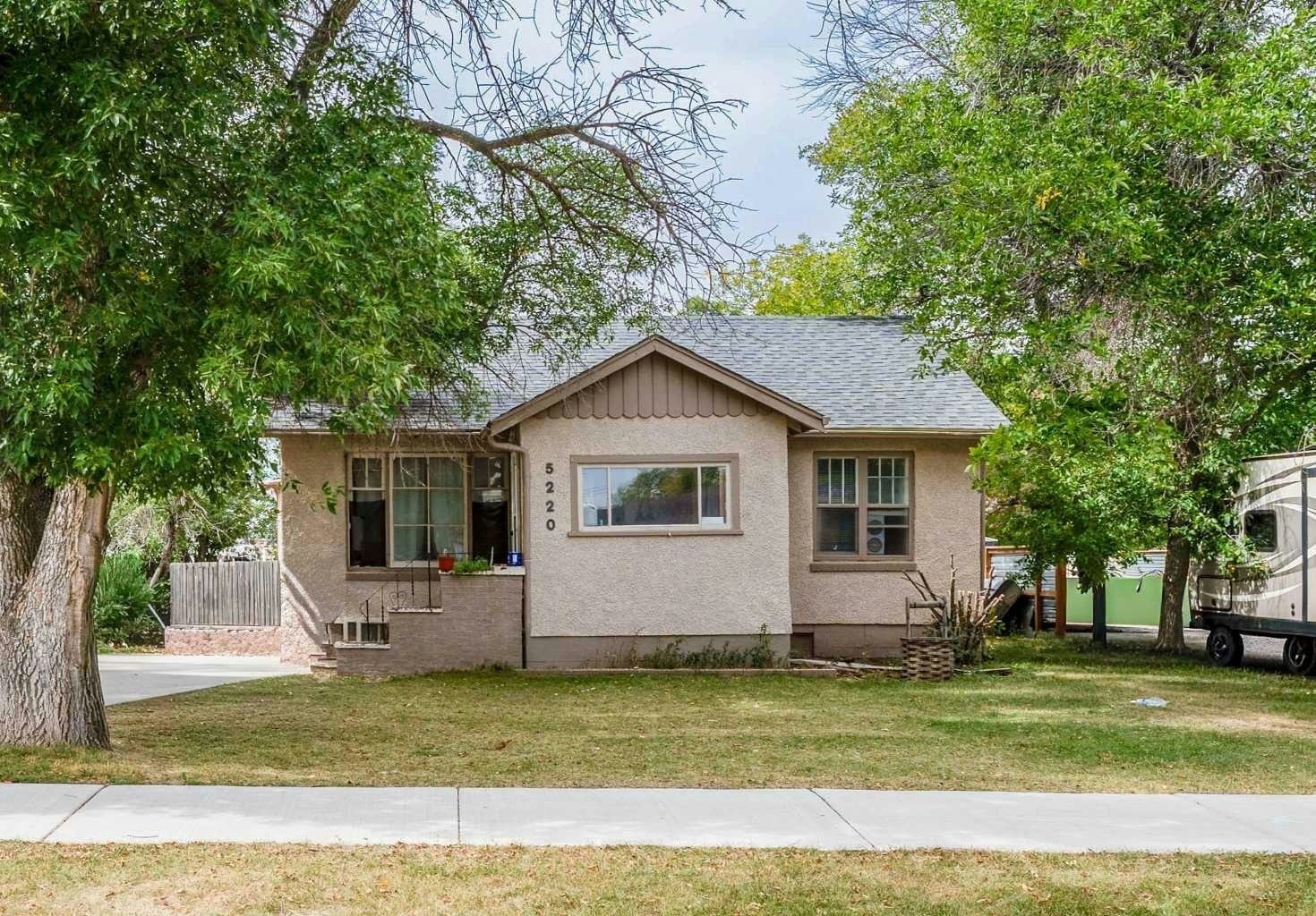 5220 53 Street, Taber, AB, T1G 1M4