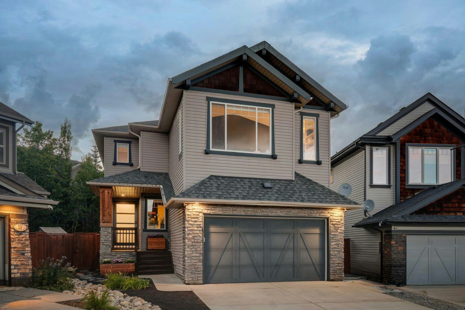 213 Cortina Bay SW, Calgary, AB, T3H 0L7