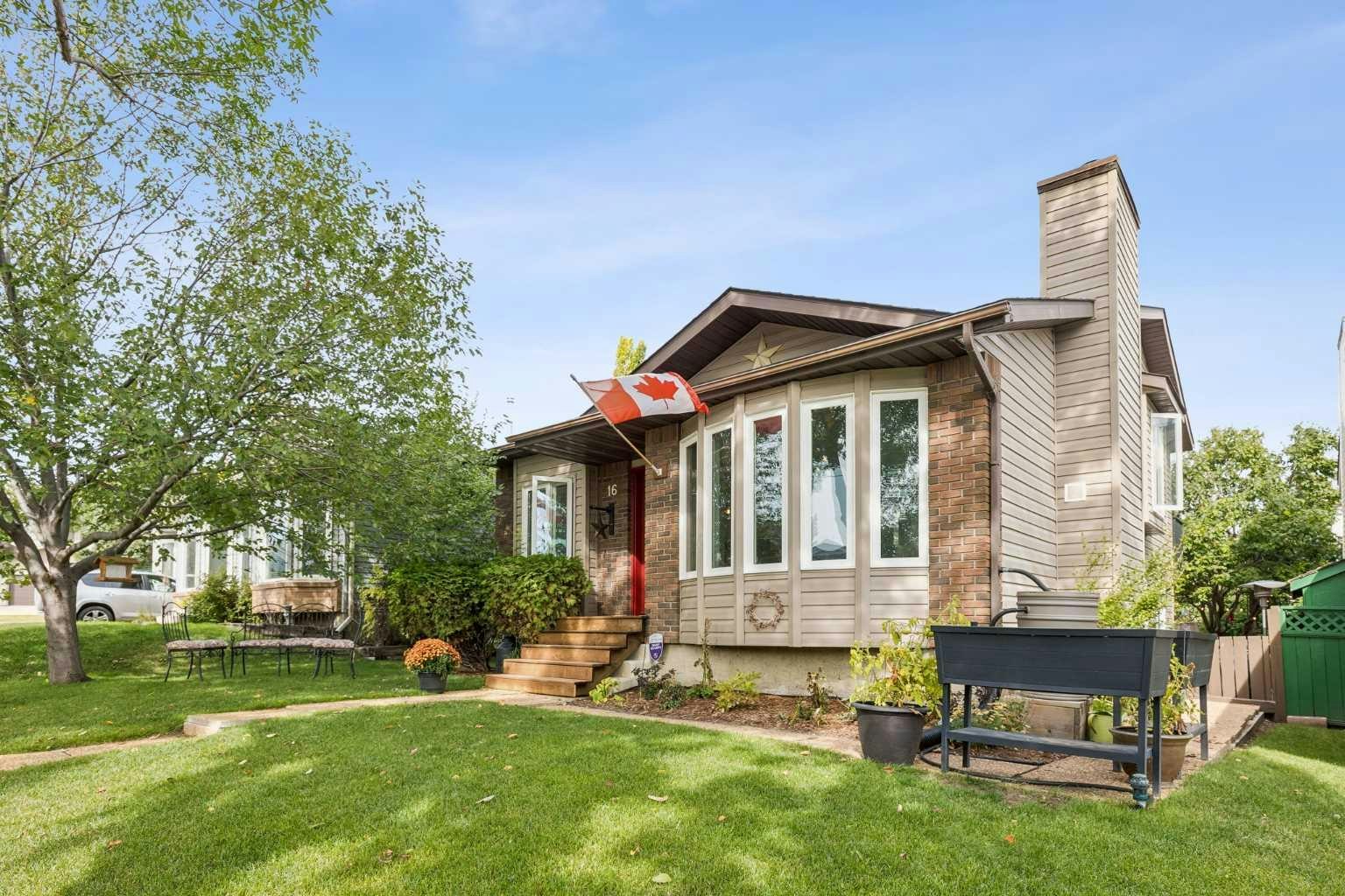 16 Macewan Meadow Link NW, Calgary, AB, T3K 3H7