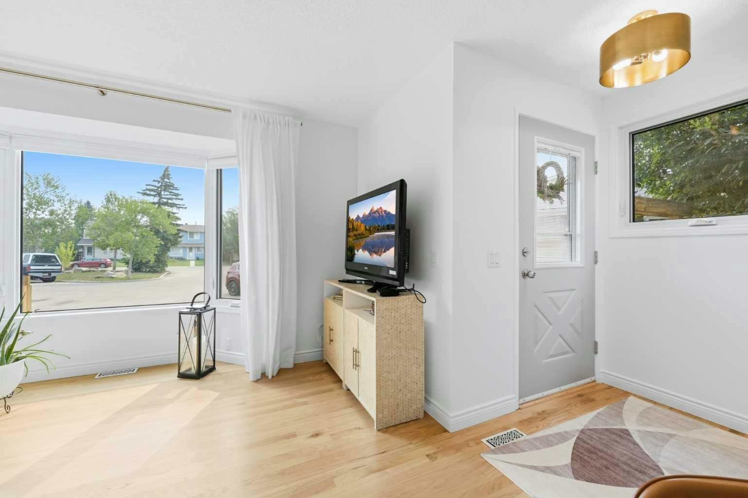 224 Erin Dale Place SE - 3