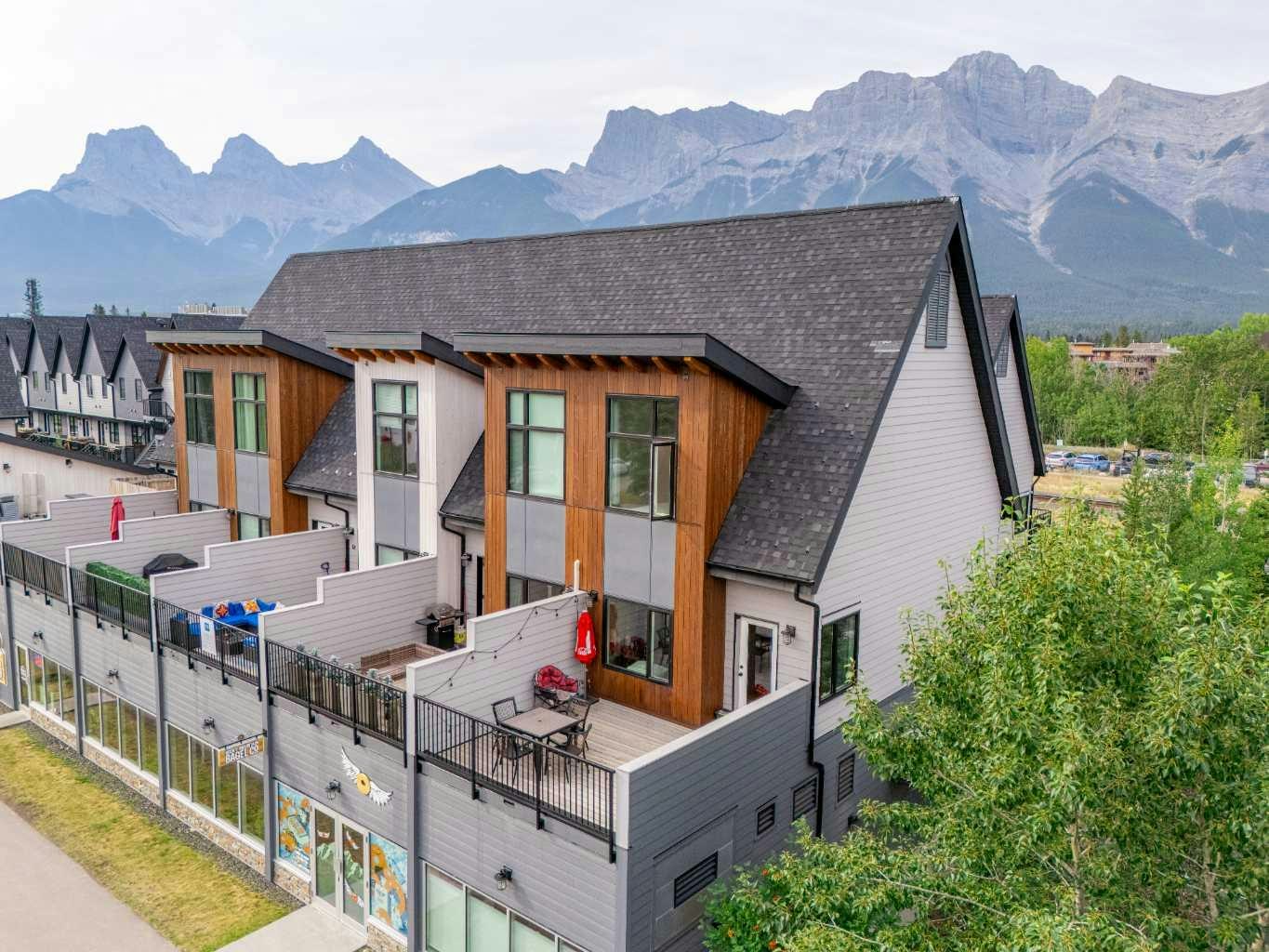 102-1106 Bow Valley Trail, Canmore, AB, T1W 1N6