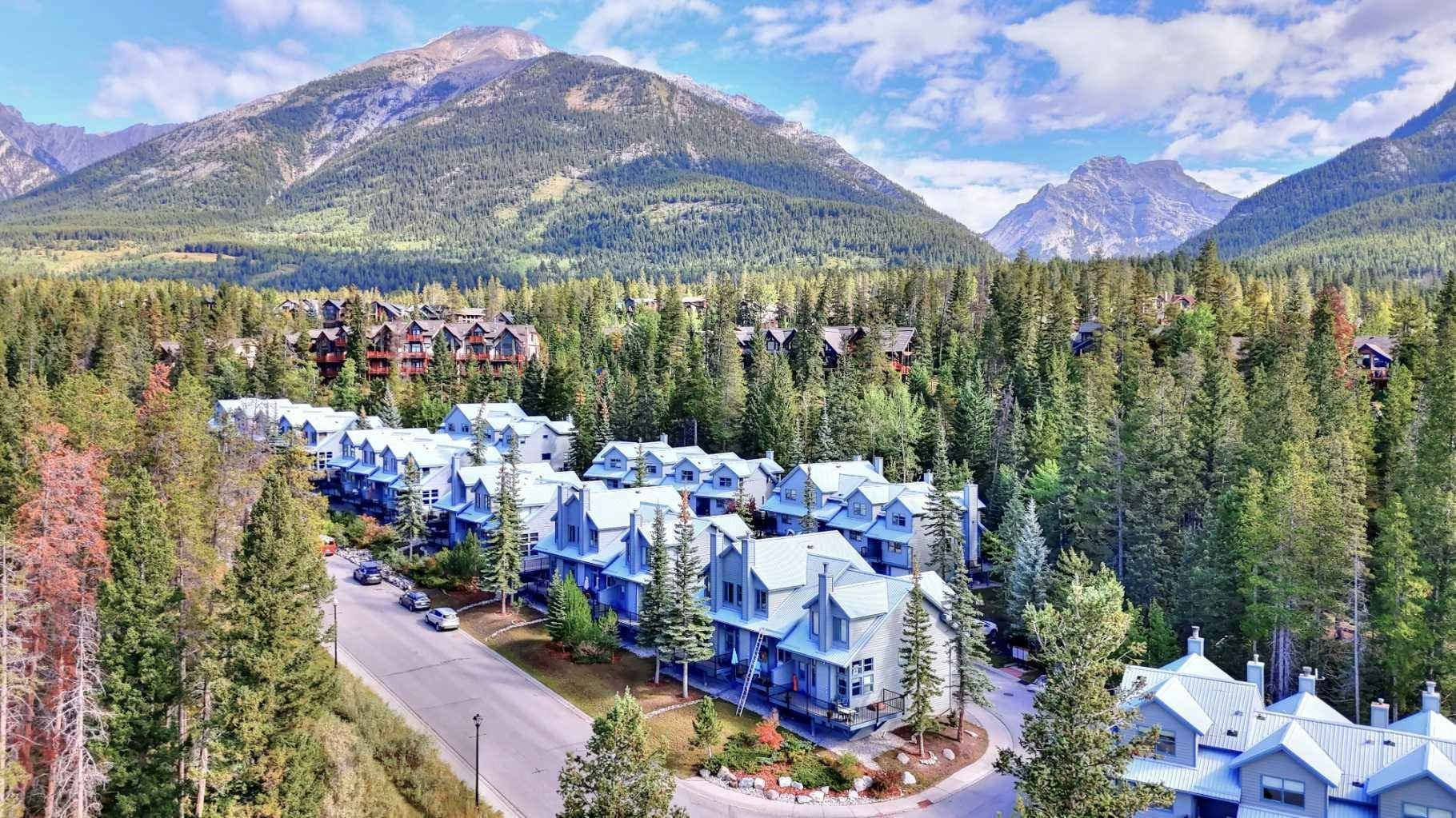 9-242 Benchlands Terrace, Canmore, AB, T1W 1E9