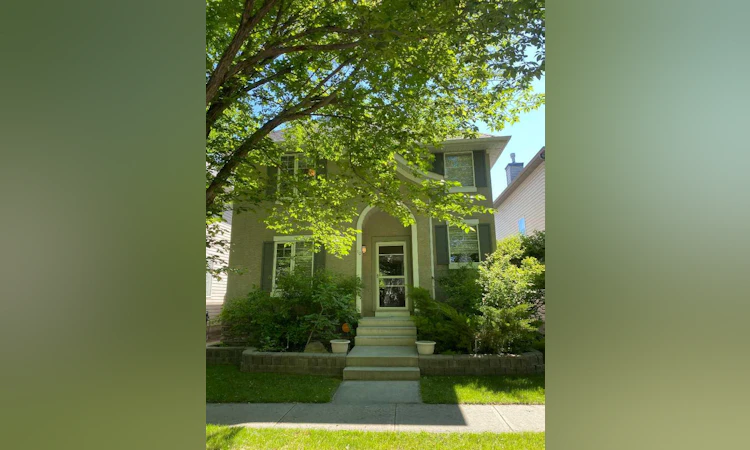 10 Elgin Drive SE