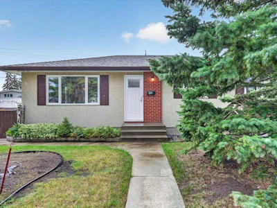 4647 Marwood Way NE - 2