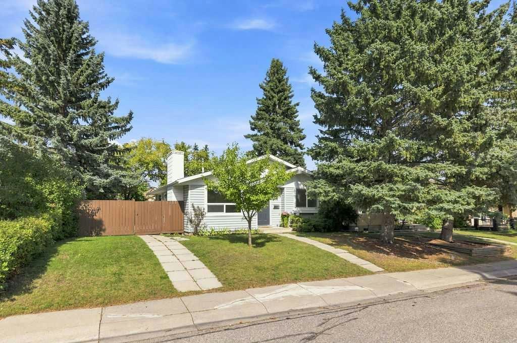 148 Cantrell Drive SW, Calgary, AB, T2W 2M6