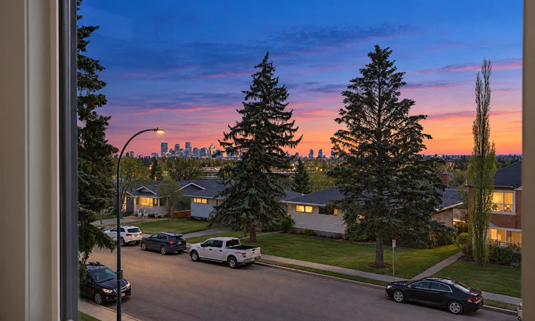 44 Collingwood Place NW