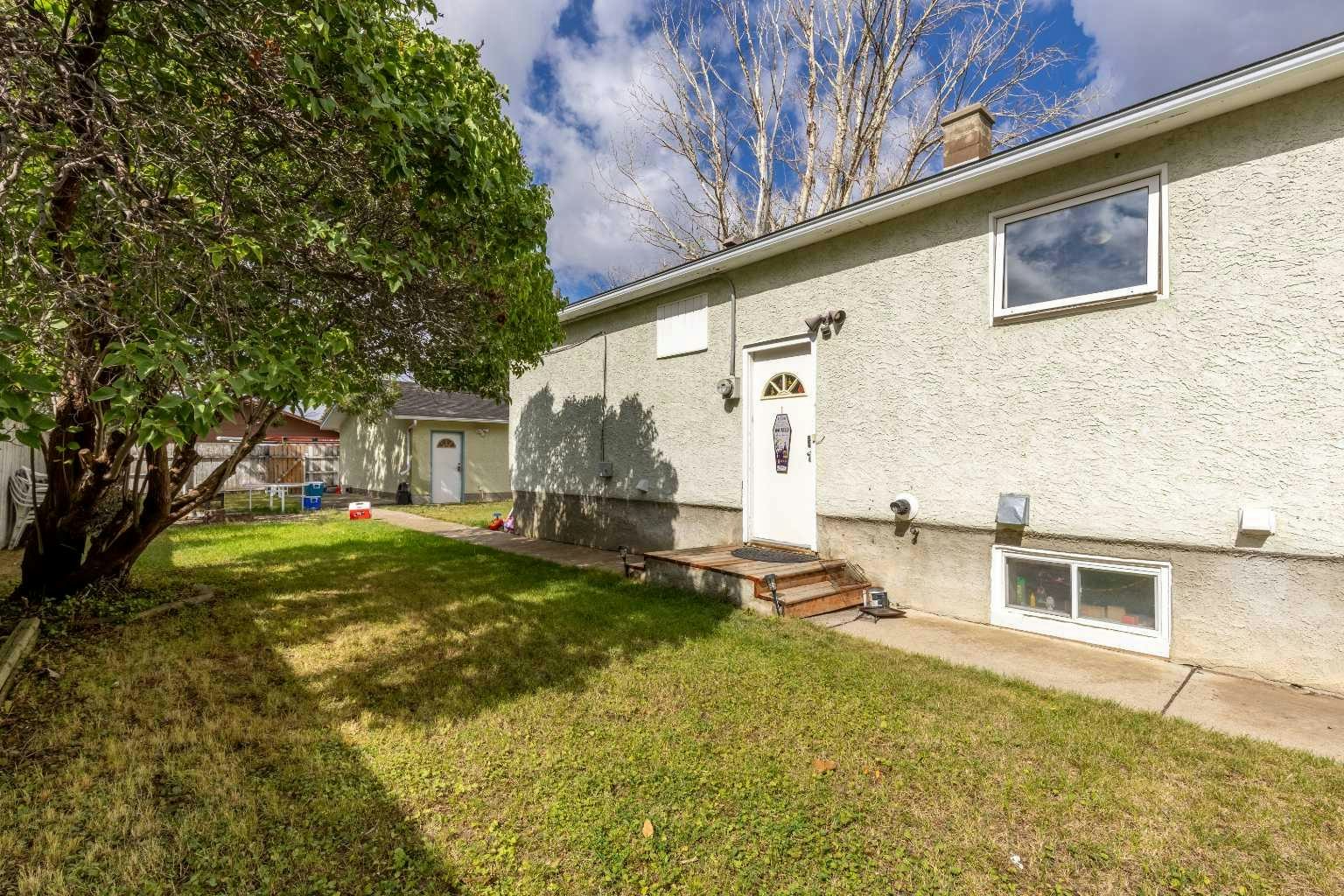 1102 20 Street S, Lethbridge, AB, T1K 2E2 - 31