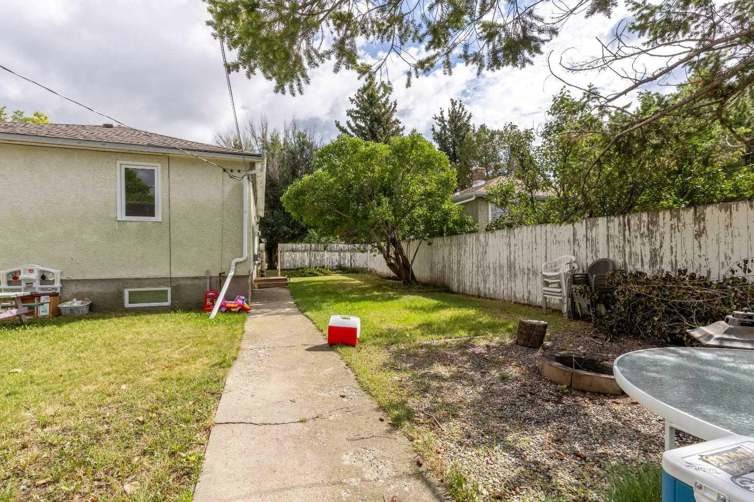 1102 20 Street S, Lethbridge, AB, T1K 2E2 - 32