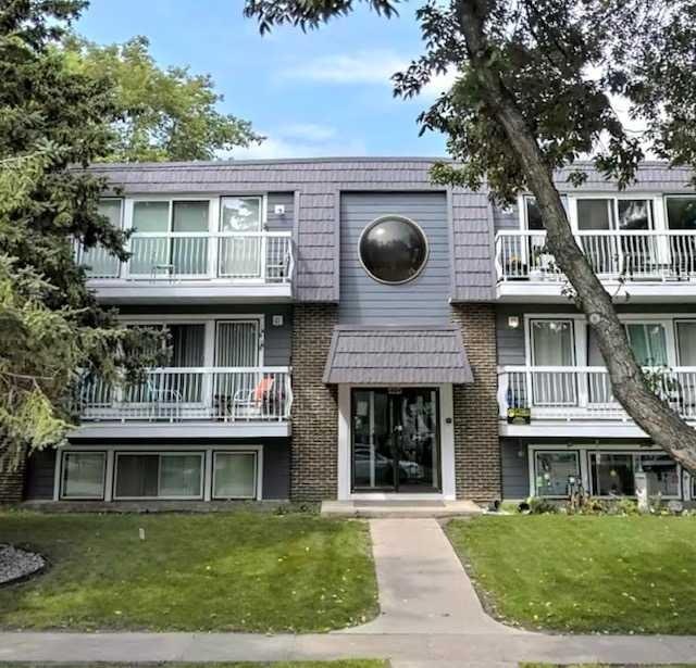 304-4814 46 Street, Red Deer, AB, T4N 1N1