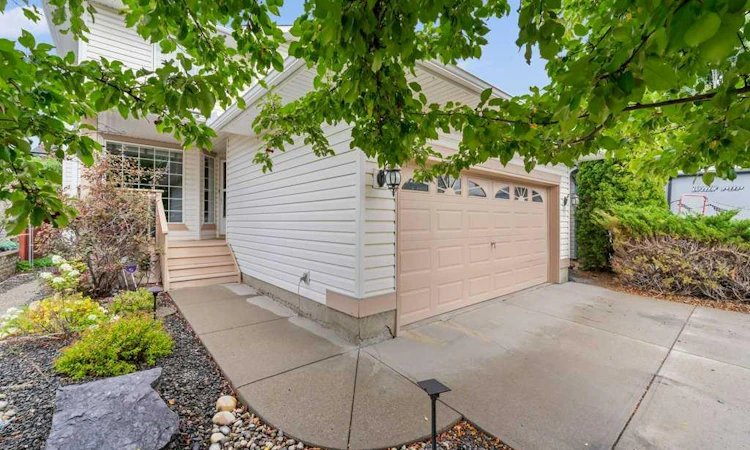 127 Tuscany Hills Park NW