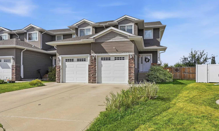 8 Rowberry Court