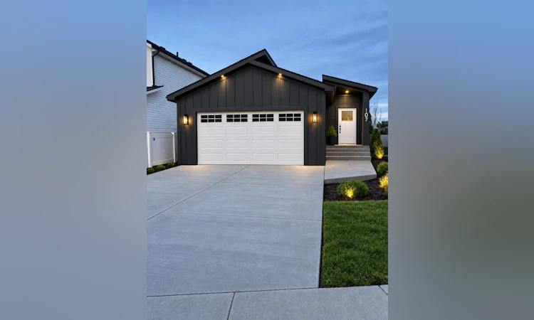 107 Sierra Road SW