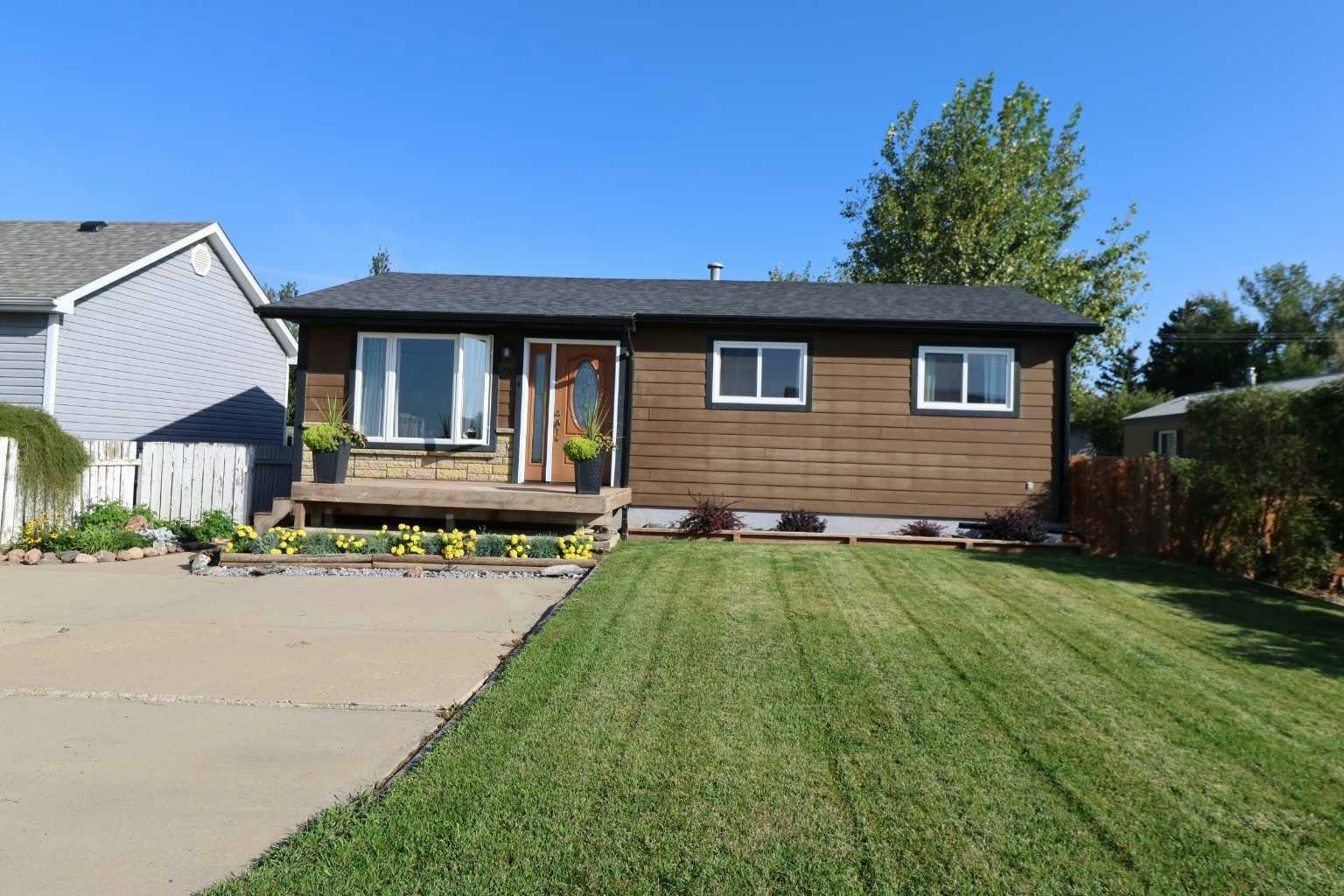 820 1 Ave, Vauxhall, AB, T0K 2K0
