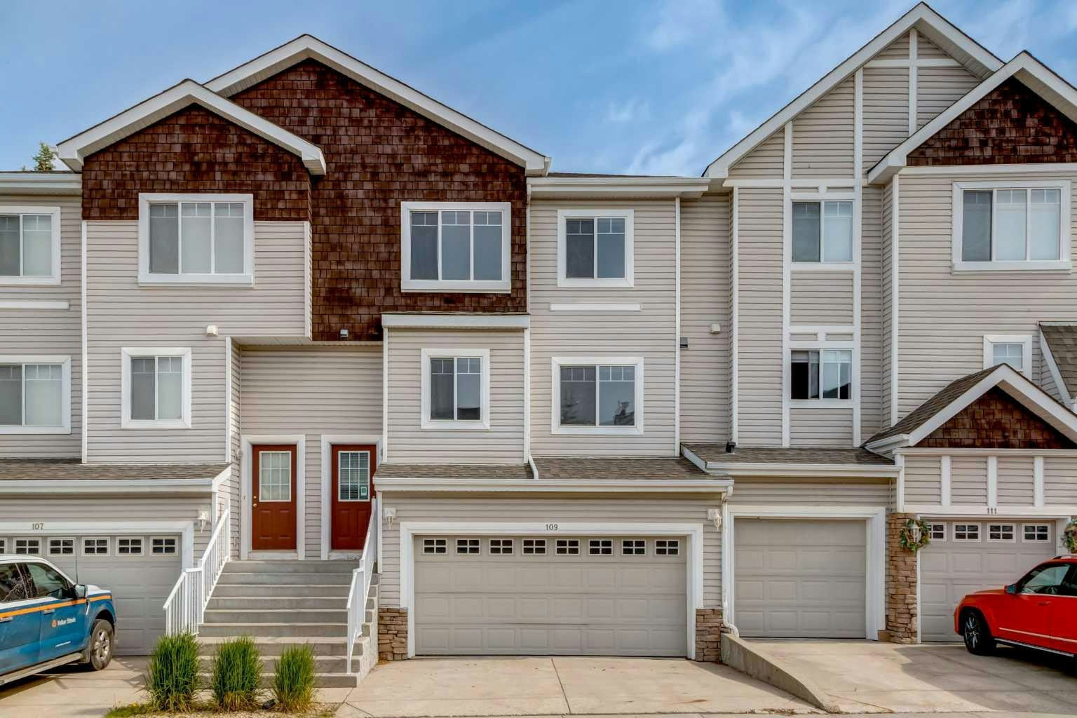 109 Hidden Creek Gardens NW, Calgary, AB, T3A 6J4