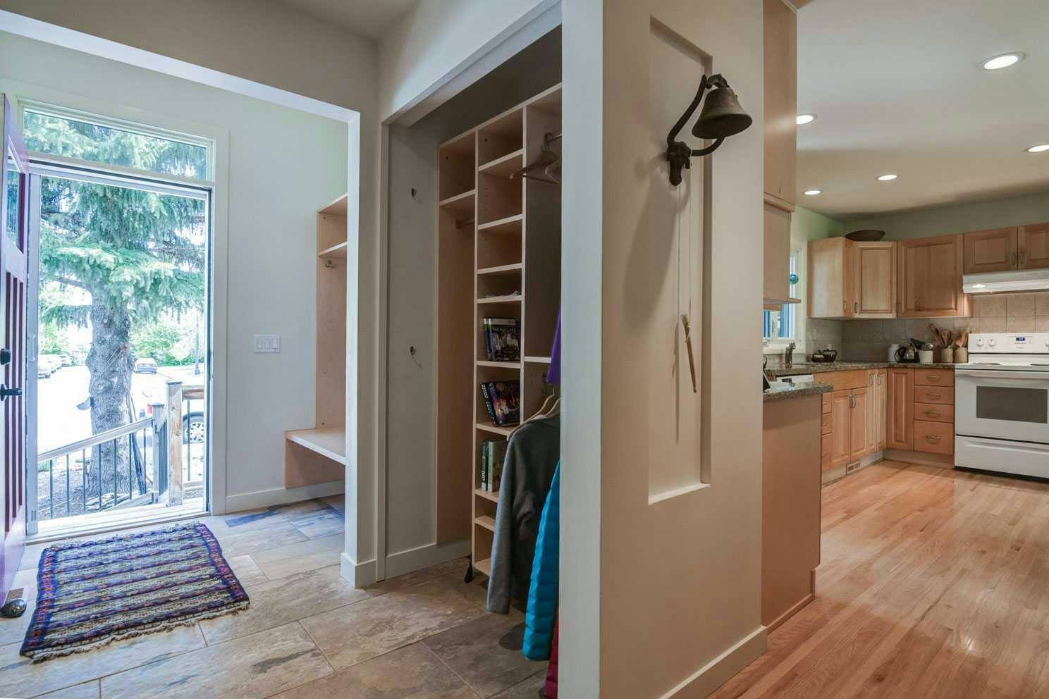 47 Cambridge Road NW, Calgary, AB, T2K 1R1 - 34