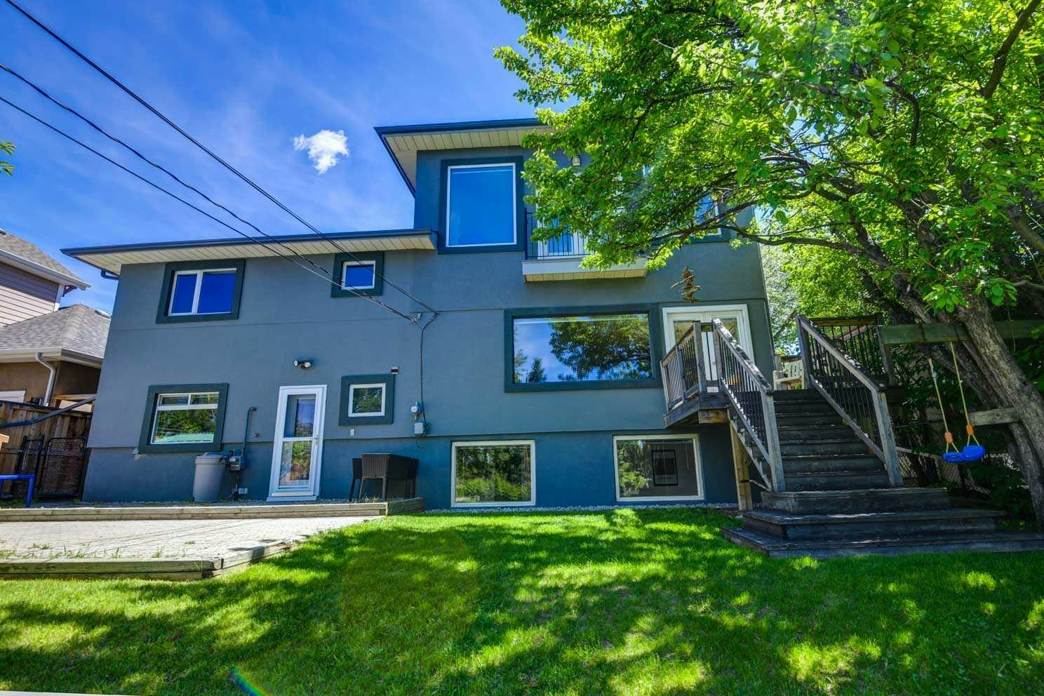 47 Cambridge Road NW, Calgary, AB, T2K 1R1