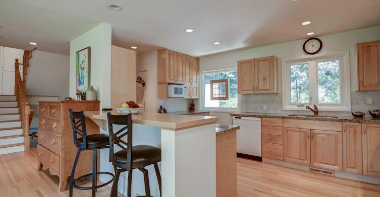 47 Cambridge Road NW, Calgary, AB, T2K 1R1 - 9
