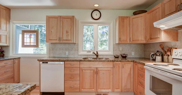 47 Cambridge Road NW, Calgary, AB, T2K 1R1 - 10