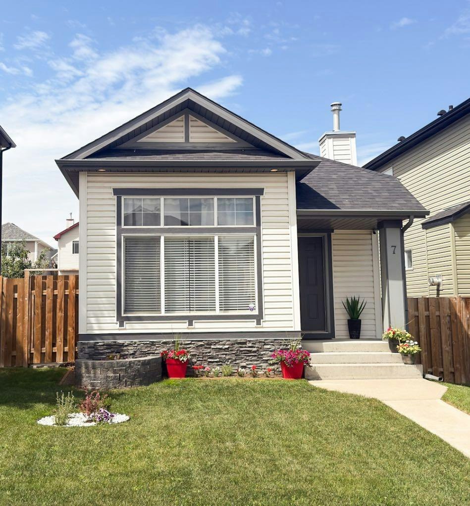 7 Bridlecrest Boulevard SW, Calgary, AB, T2Y 4X9