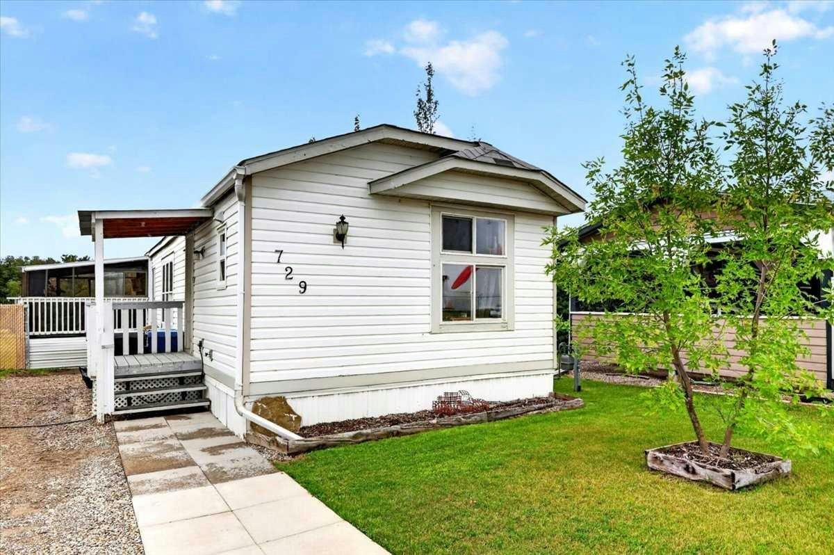 729 Highfield Drive, Carstairs, AB, T0M 0N0