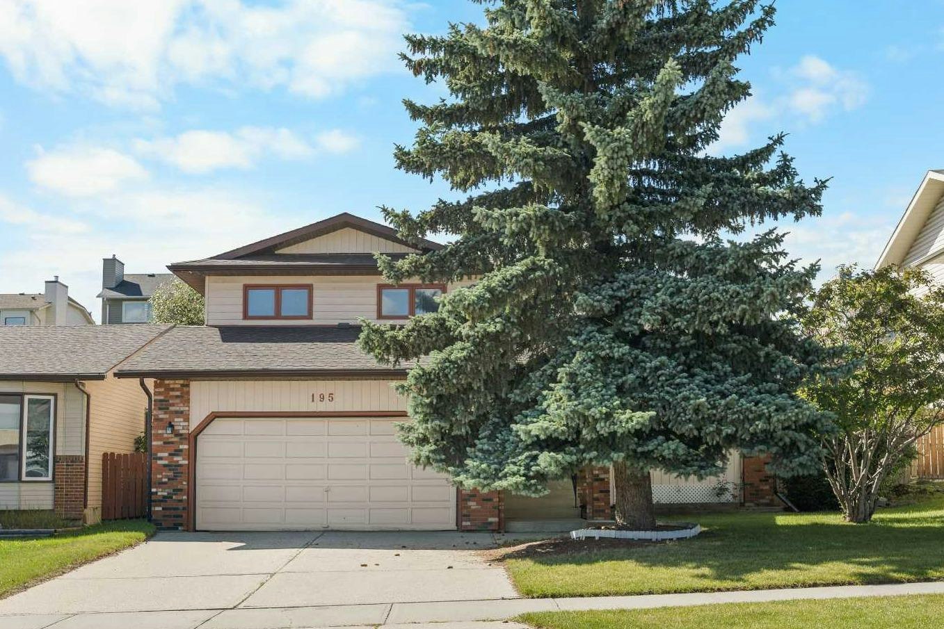 195 Edgepark Boulevard NW, Calgary, AB, T3A 4E4