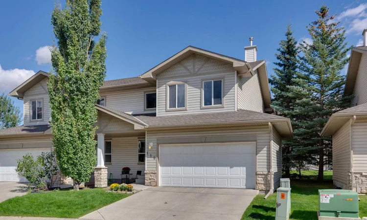 118 Citadel Meadow Gardens NW