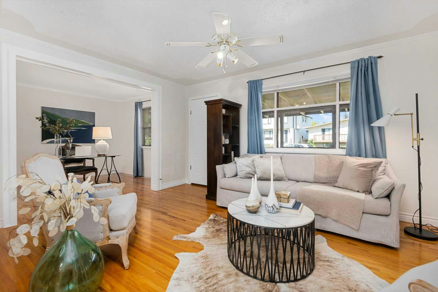 8335 47 Avenue NW, Calgary, AB, T3B 1Z6