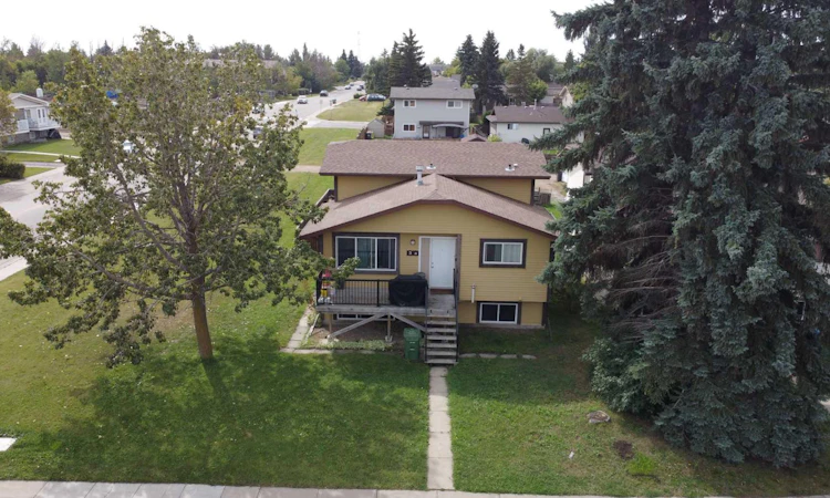 3 Gibson Close