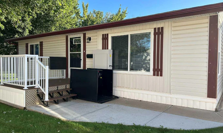 34-1600 Strachan Road SE