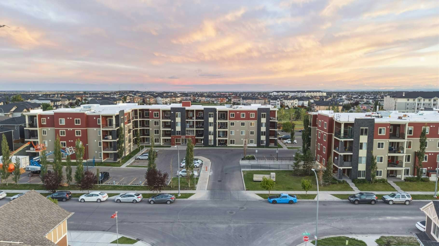 301-15 Saddlestone Way NE, Calgary, AB, T3J 0S3