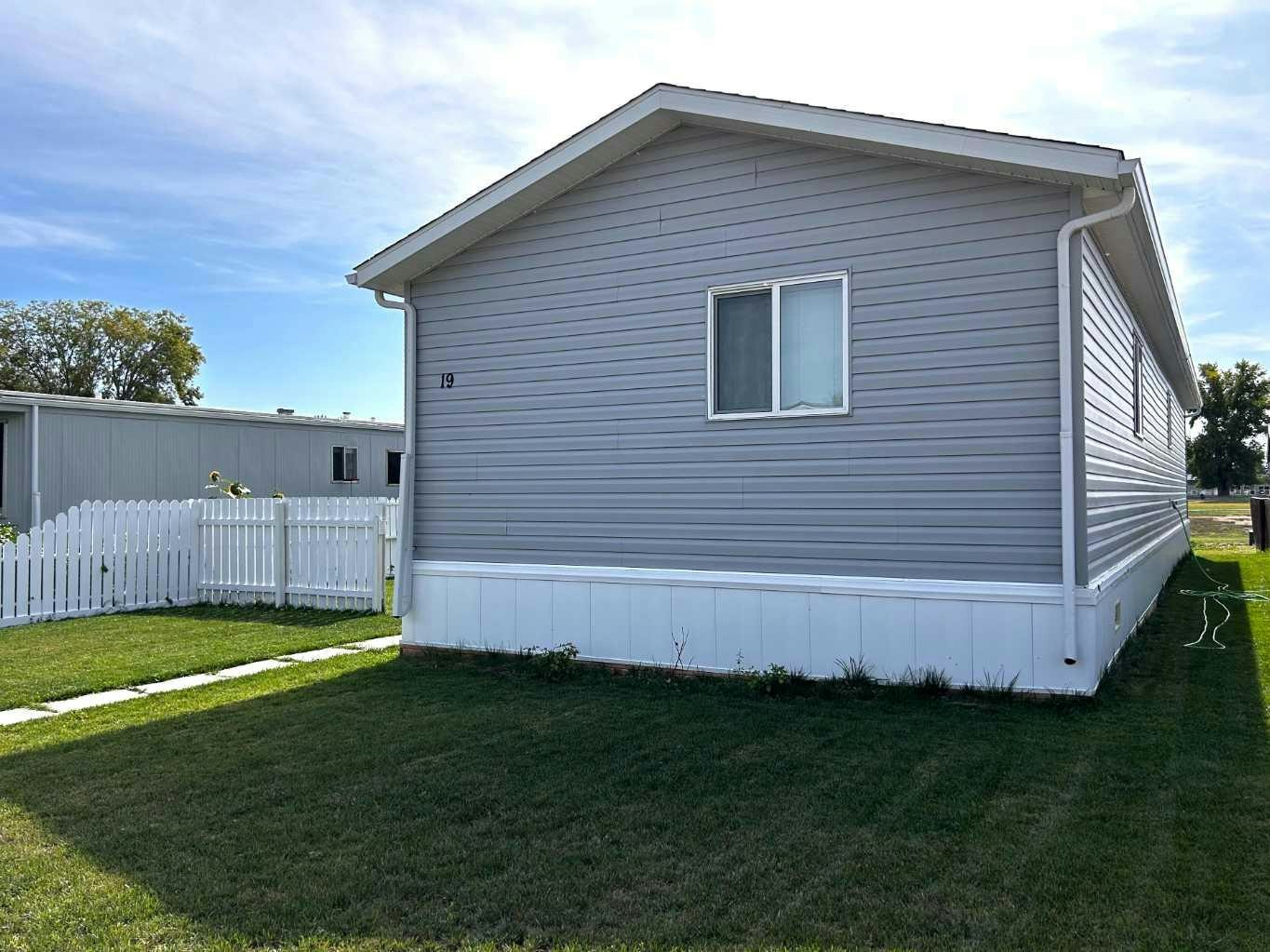 19 Eastbrook Drive E, Brooks, AB, T1R 0H9