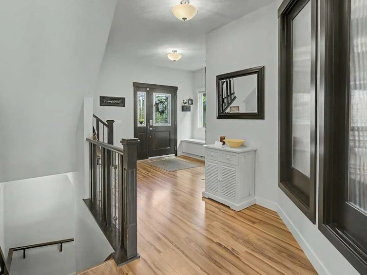 3 Ranchers Way, Okotoks, AB, T1S 0P3 - 3