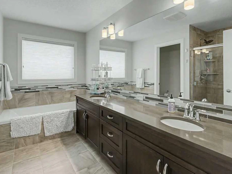 3 Ranchers Way, Okotoks, AB, T1S 0P3 - 22