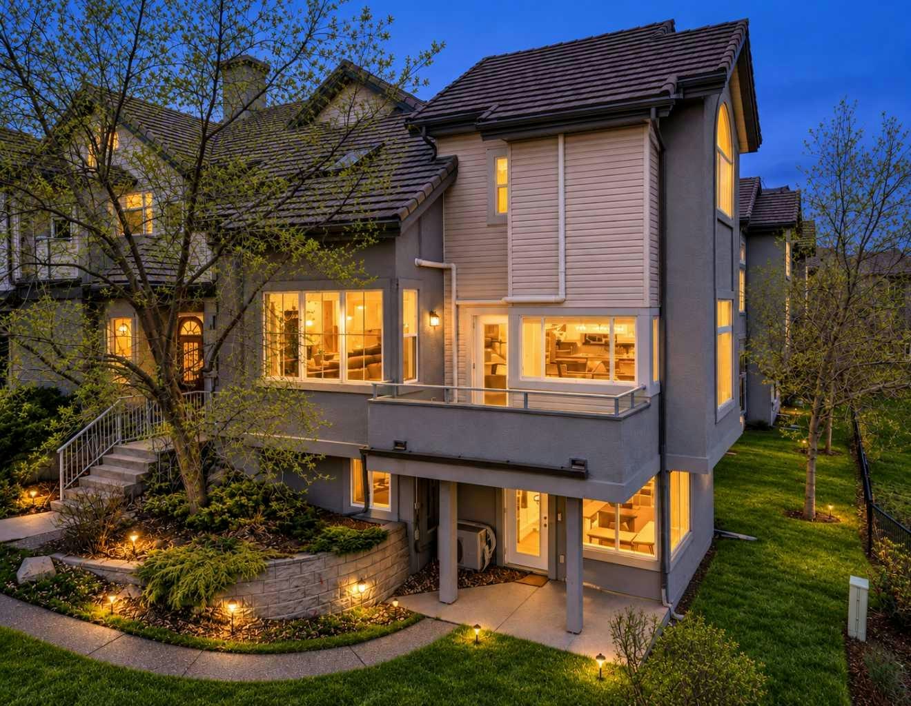 1-5616 14 Avenue SW - 2