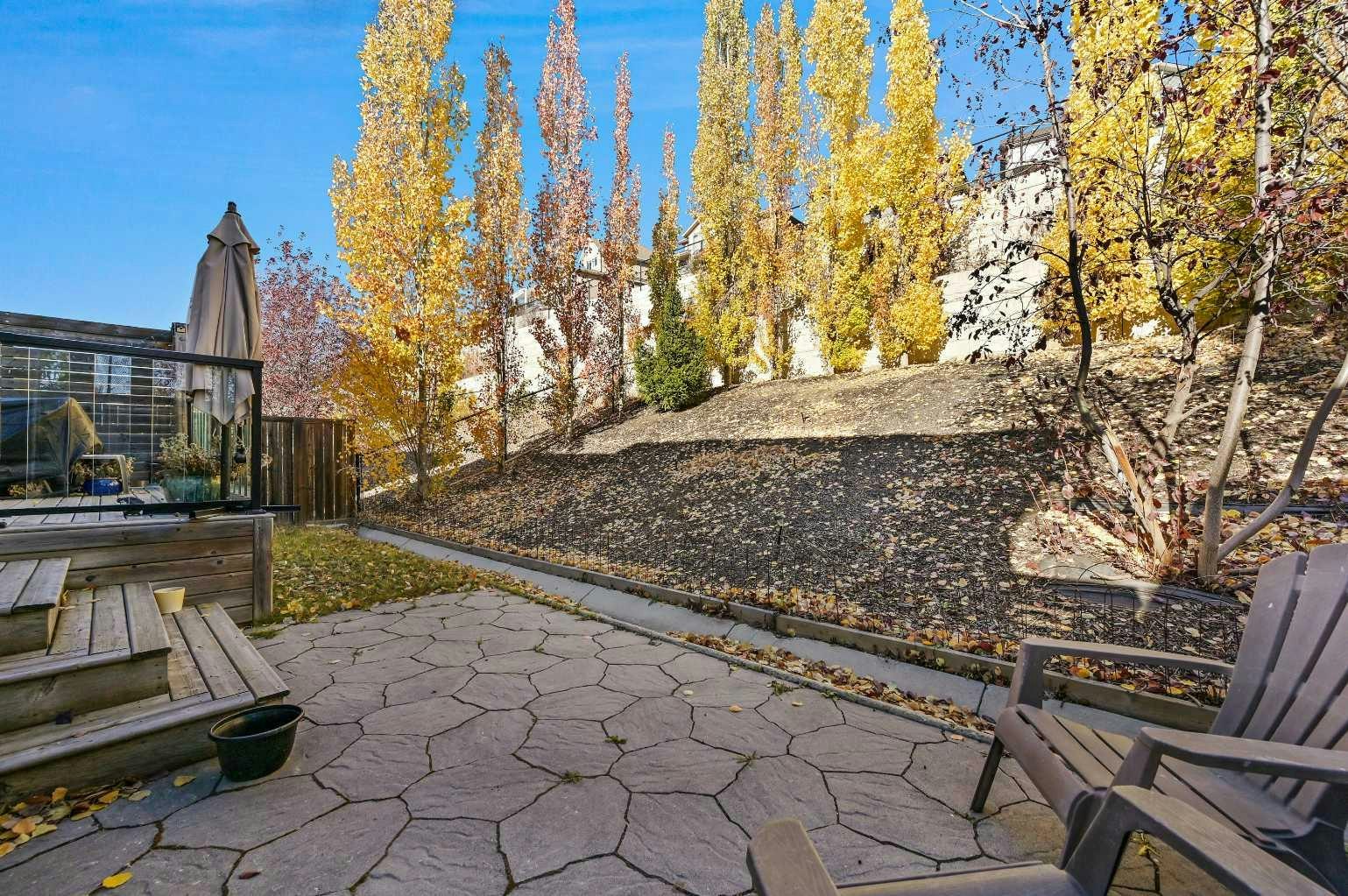 129 Springbluff Boulevard SW, Calgary, AB, T3H 0N3 - 33