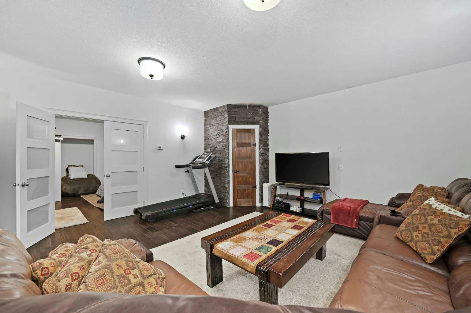 129 Springbluff Boulevard SW, Calgary, AB, T3H 0N3 - 29